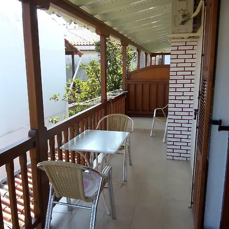 Pansion Matoula Lägenhet